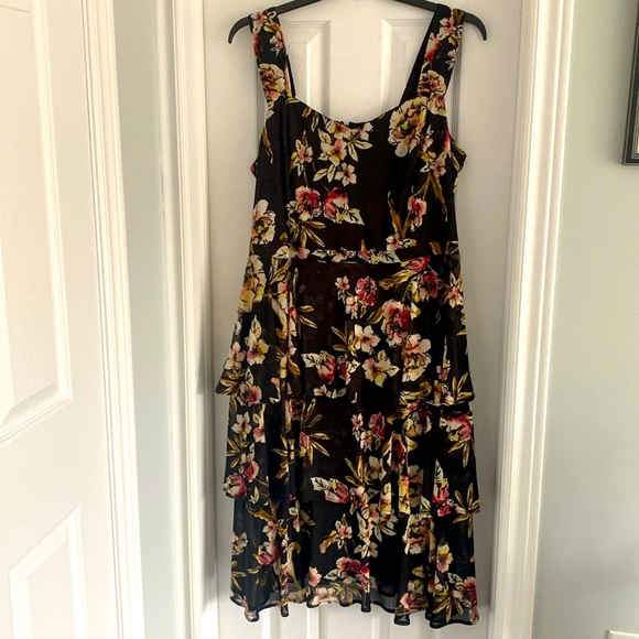 Floral Flounced Dress-2X - Picture 1 of 14